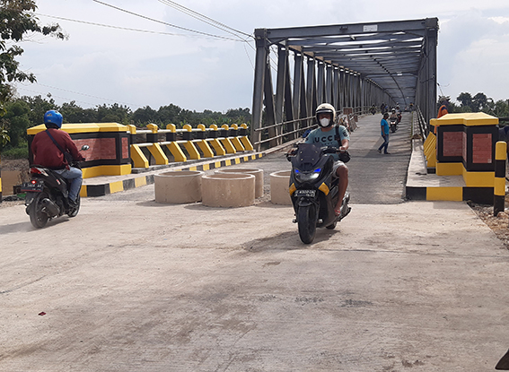 Jembatan Glendeng