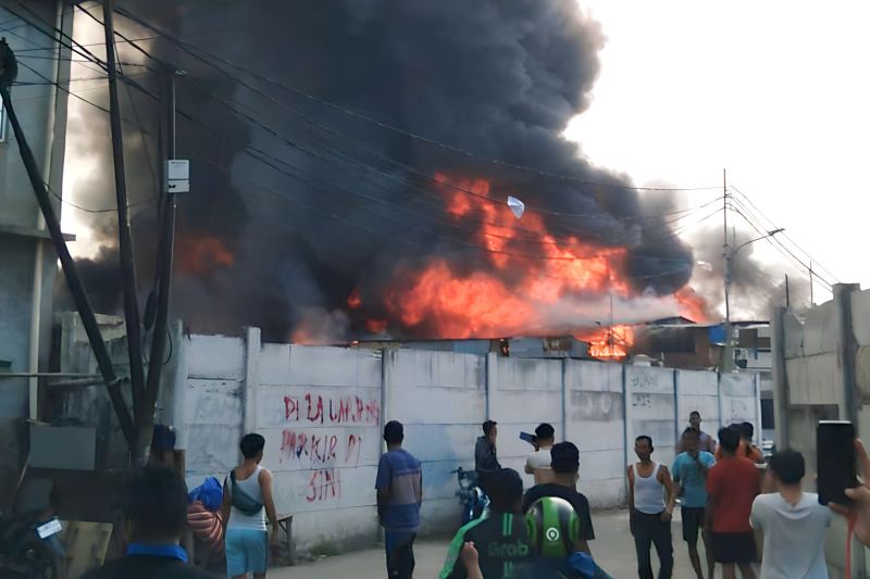 kebakaran di jakarta utara