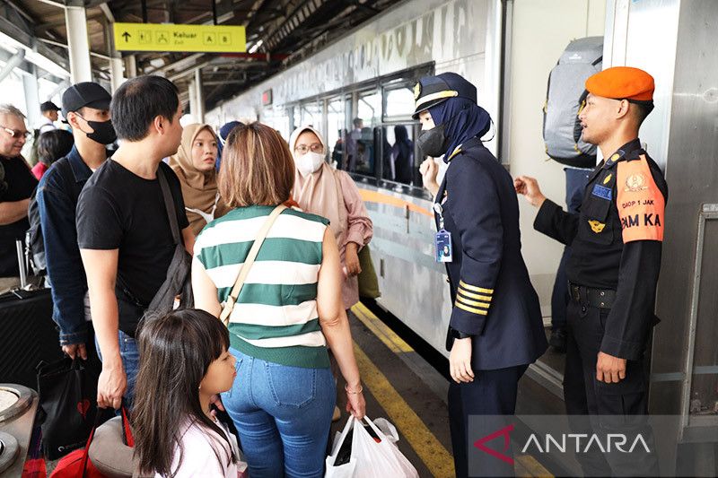 sanksi penumpang KA yang bebablasan naik kereta