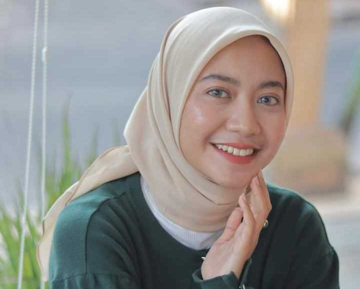 Dina Wahyu Indriani