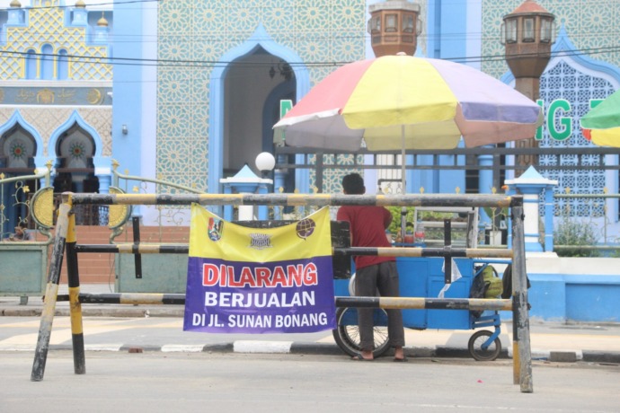 PKL di Masjid Agung Tuban